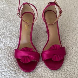 Hot pink satin pumps with cute bow